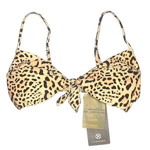 NWT - Vix by Paula Hermanny Swimsuit Top Size 8